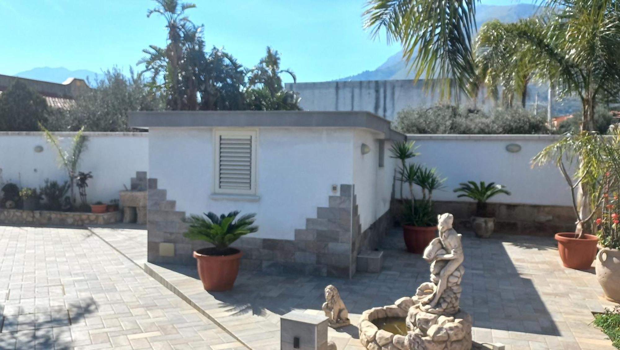 Villa Annamaria คารินิ ภายนอก รูปภาพ