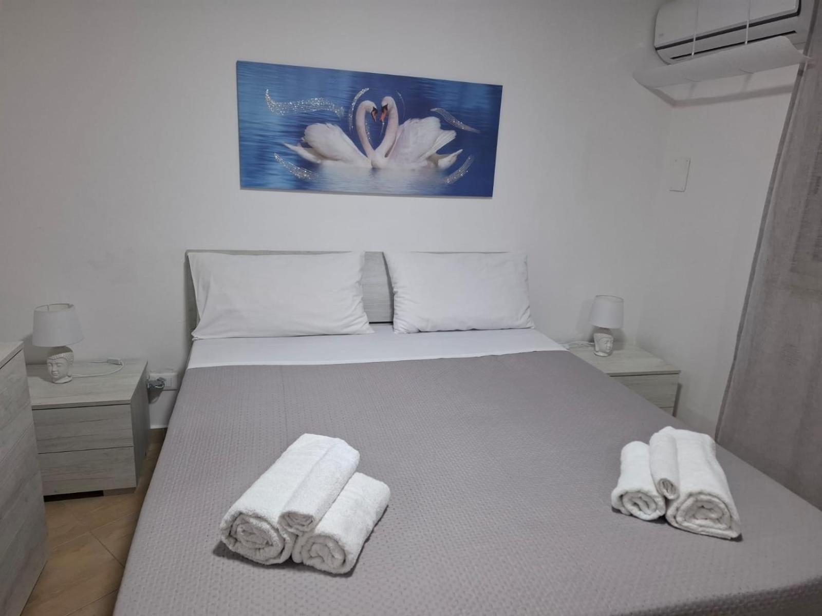 Villa Annamaria คารินิ ภายนอก รูปภาพ